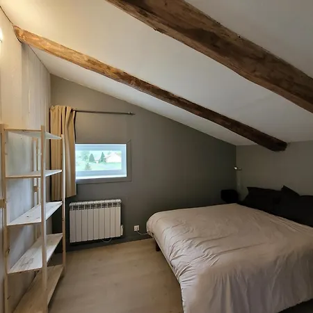 בית נופש De La Croisee En Auvergne